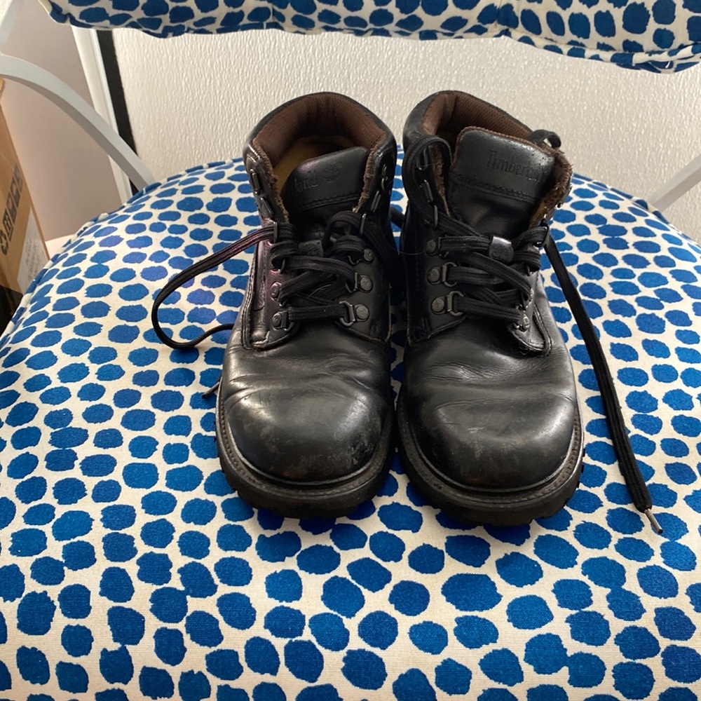 Timberland boots 8.5, black leather